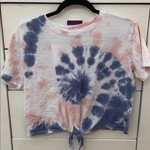 Tie dye shirt💘